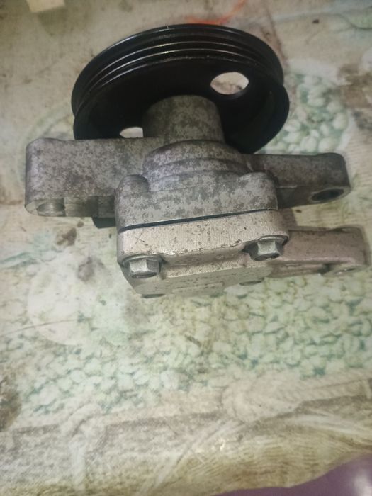 Pompa direcție Hyundai Tucson 4x4