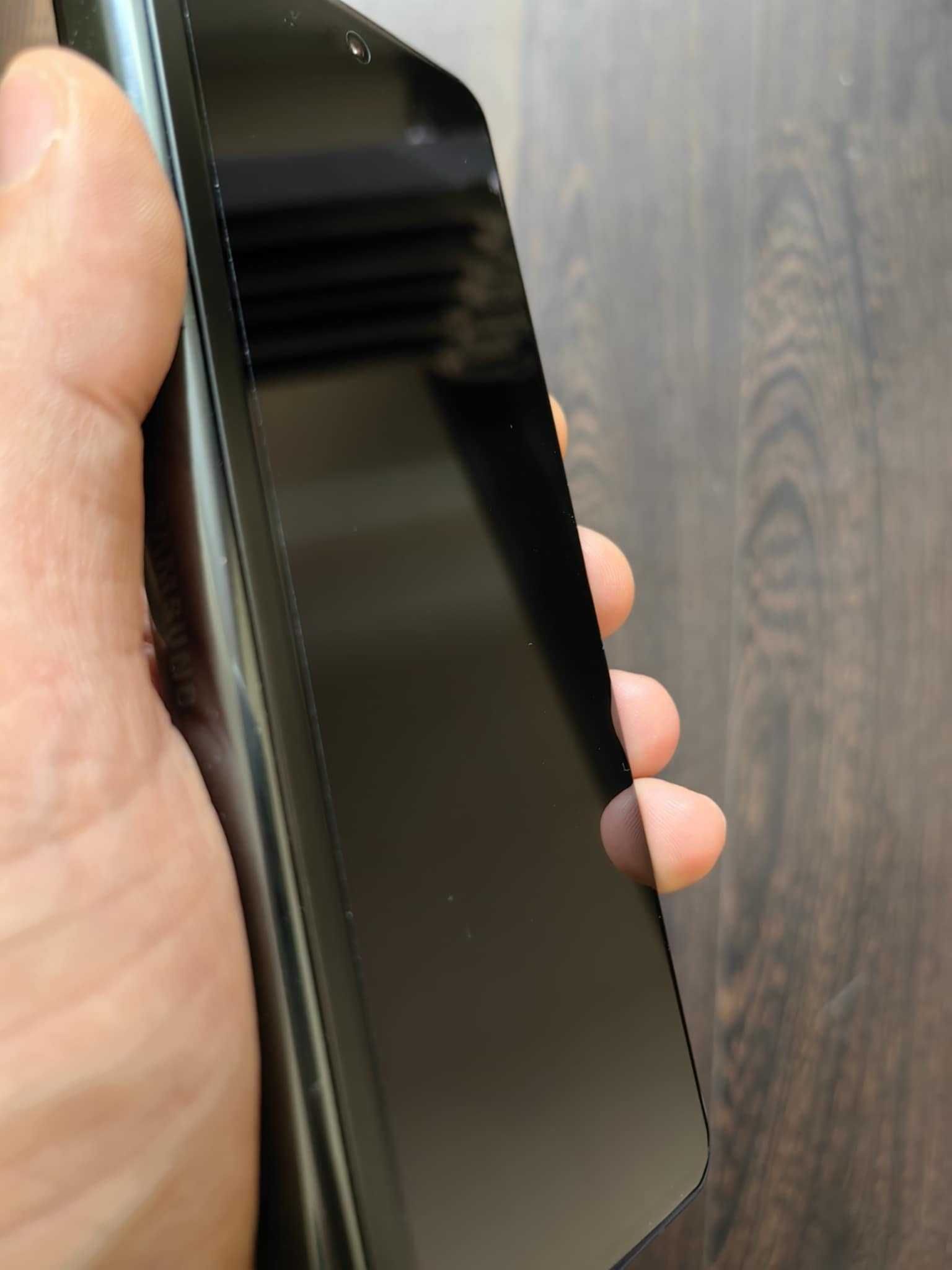 Samsung Galaxy Fold3 5G 512GB 12GB RAM