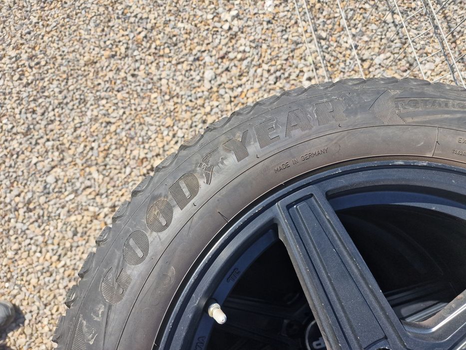 Гуми с Джанти за Mercedes GLC X253 235/60 R18 Good Year