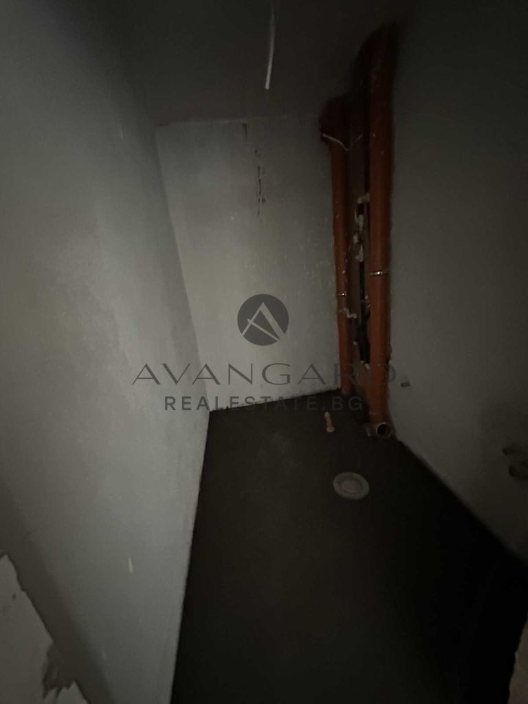 Продава се Двустаен апартамент в Пловдив, Кършияка - 75 кв.м за 1199 €/кв.м - Снимка #4