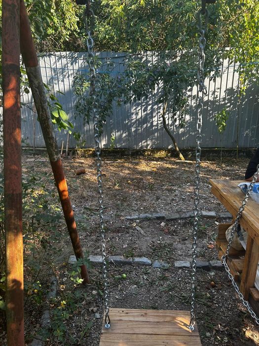 Balansoare si leagane dimesiune la comanda