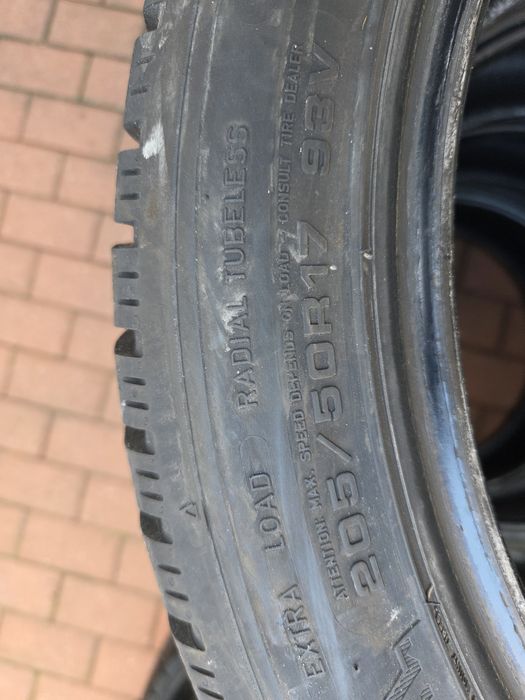 Anvelope DUNLOP 205/50/17