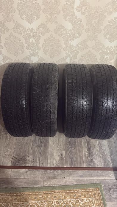 Зимние резины, липучка “ТRIANGLE” 215/70R16