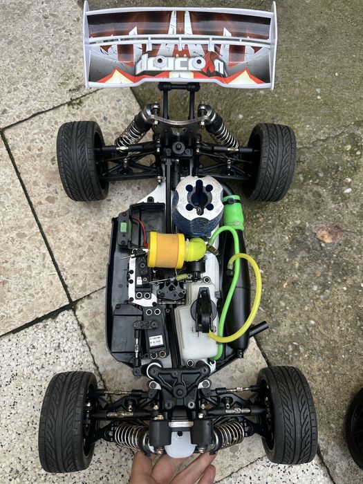 Automodel 1:8 nitro 5,2cc!
