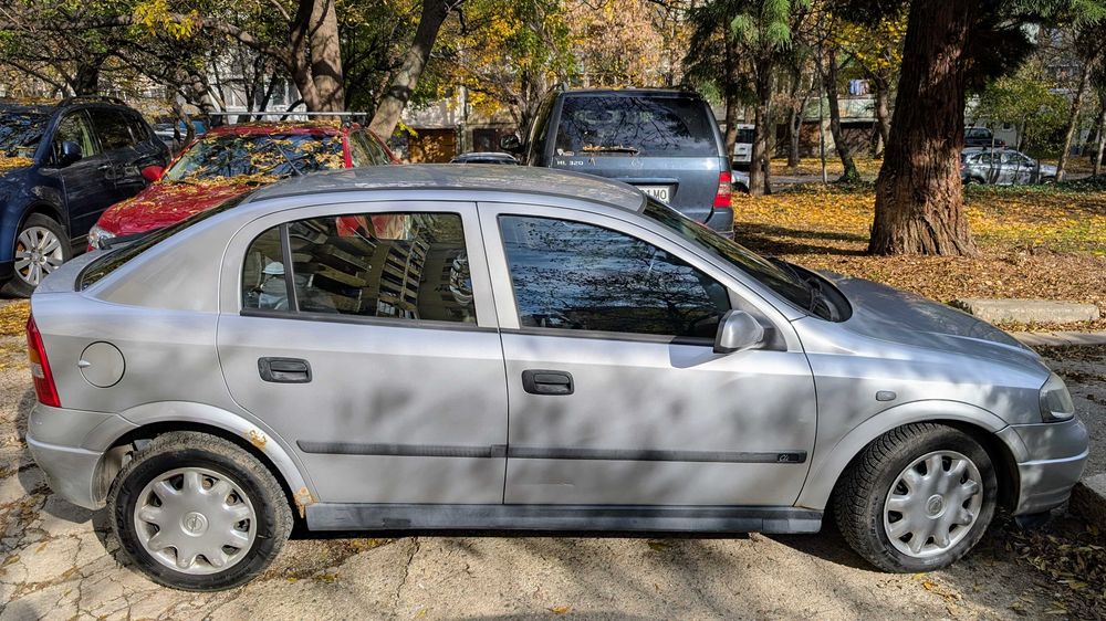 Opel Astra 1.6 16V 2000г