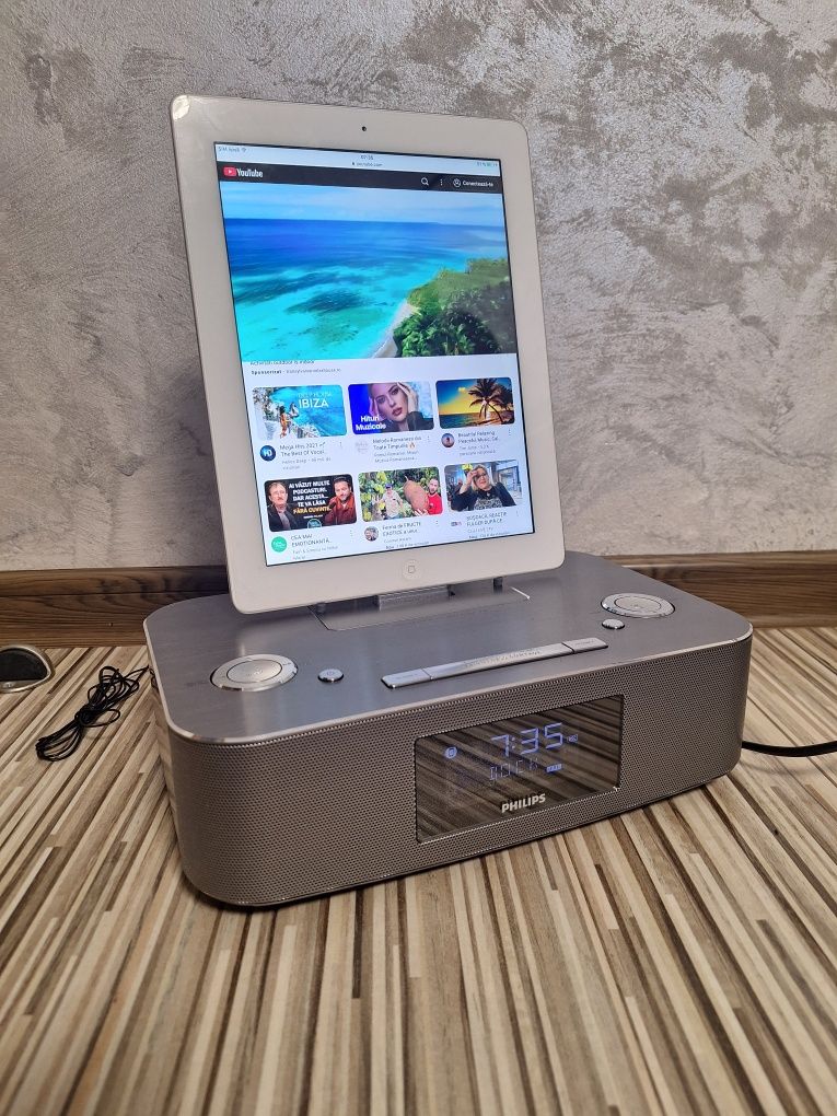Doc Station Philips + Ipad Apple cu cartela sim.