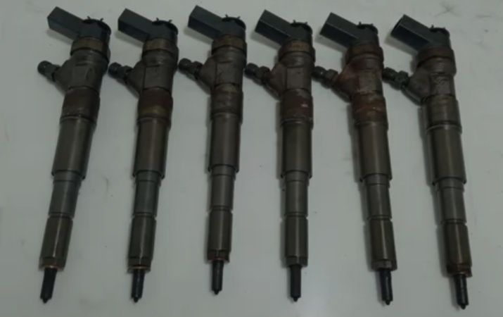 Injectoare 3.0diesel BMW seria 3/5/7 E46/E39/E60/E61/E65/E66/E53/E83/