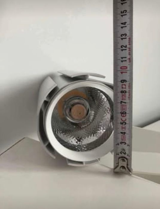 Led profesional pe sina