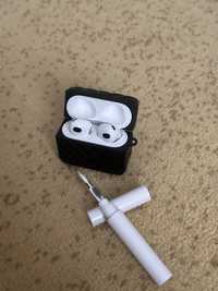 Airpods 3 original,qora koja qoplamasi va tozalovchi chotkasi ham bor