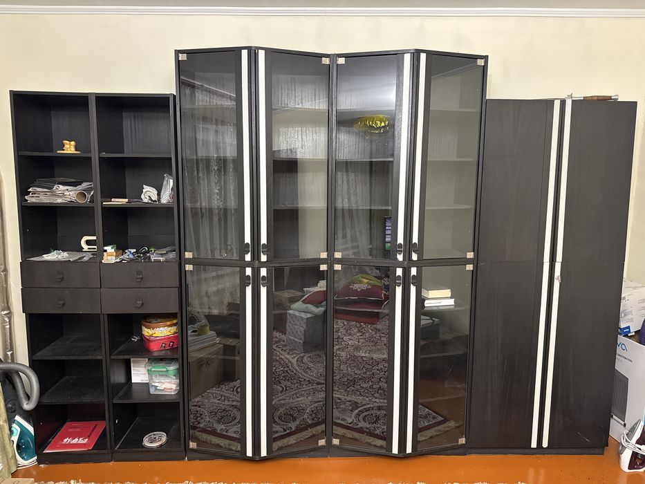 Стенка для посуды