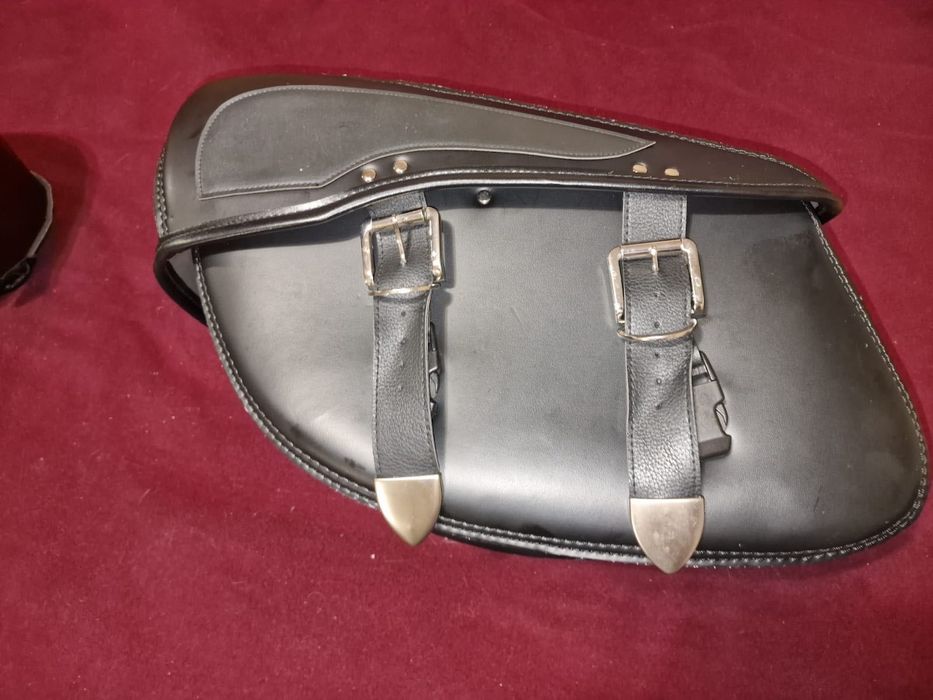 Нови кожени дисаги