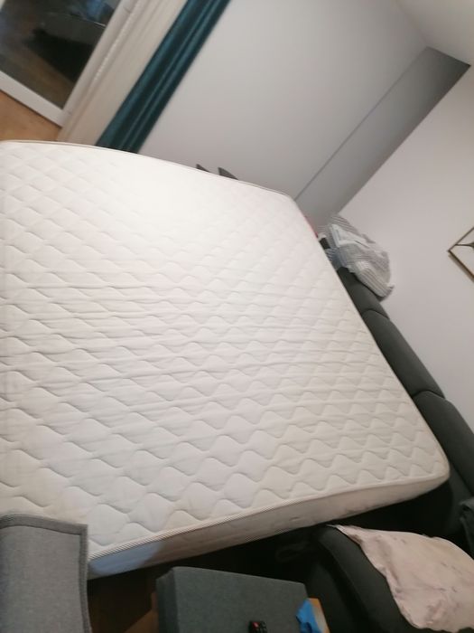 Vând saltea ortopedica cu memory