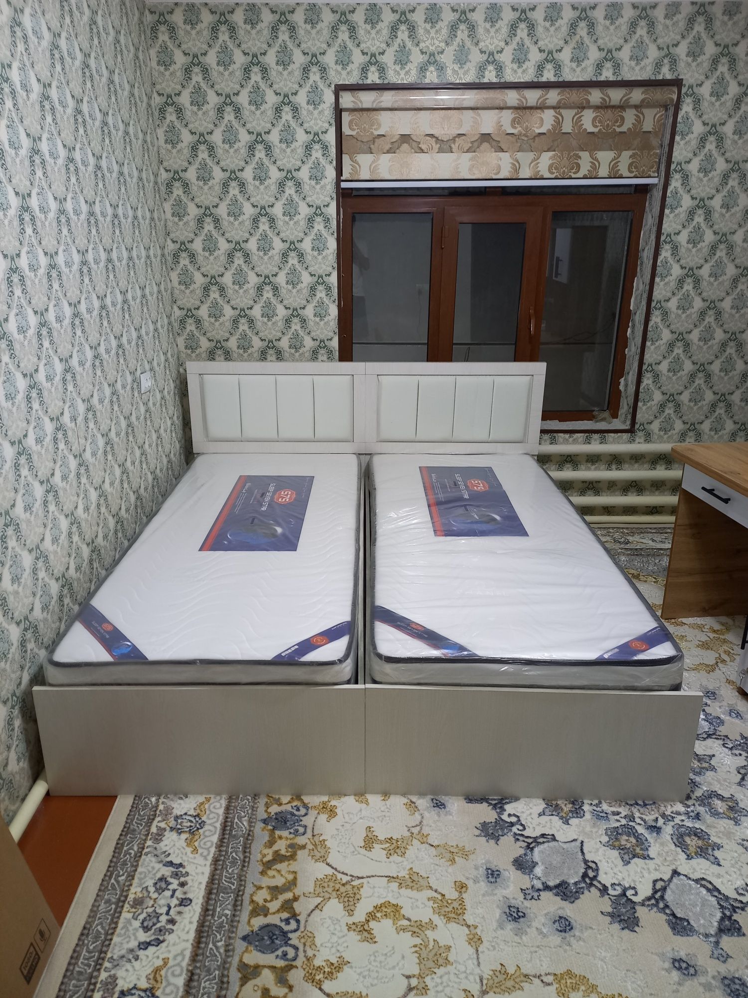 Kravat Divan Krovat Artapped