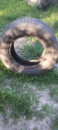 Vând 4 cauciucuri 255/60 R15