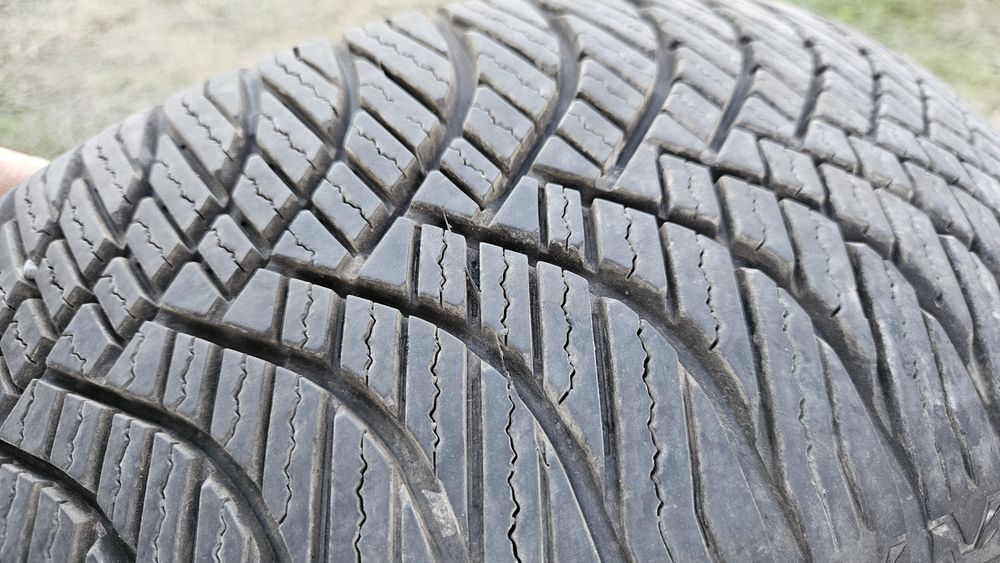 2бр гуми 195 55 15 дот 23