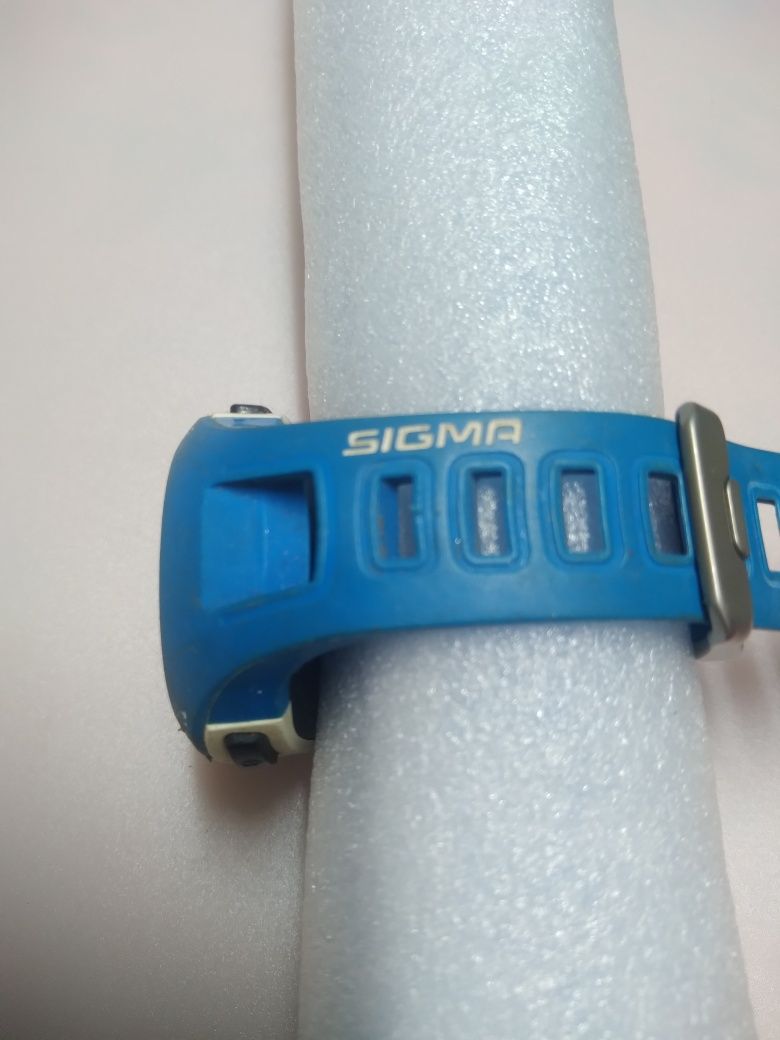 Продам часы электронные наручные Sigma