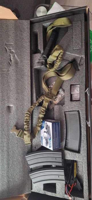Airsoft разпродажба 2 карабини/камуфлаж/жилетка и още