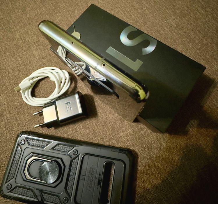 Samsung s10 + impecabil