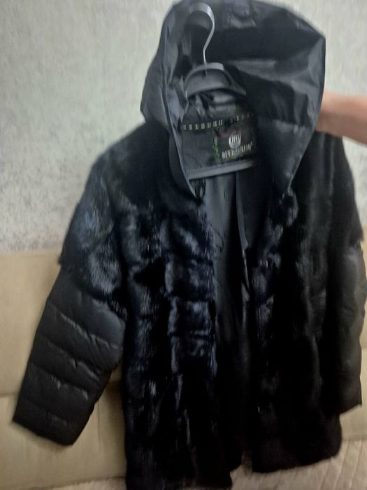 Прдам ноковую куртку