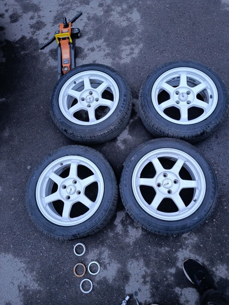 Продам диски Rays Volk r15 с резиной
