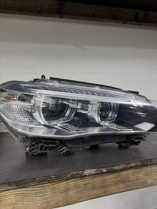 Оборудвани фарове за bmw x5 f15