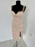 Vand rochie nude