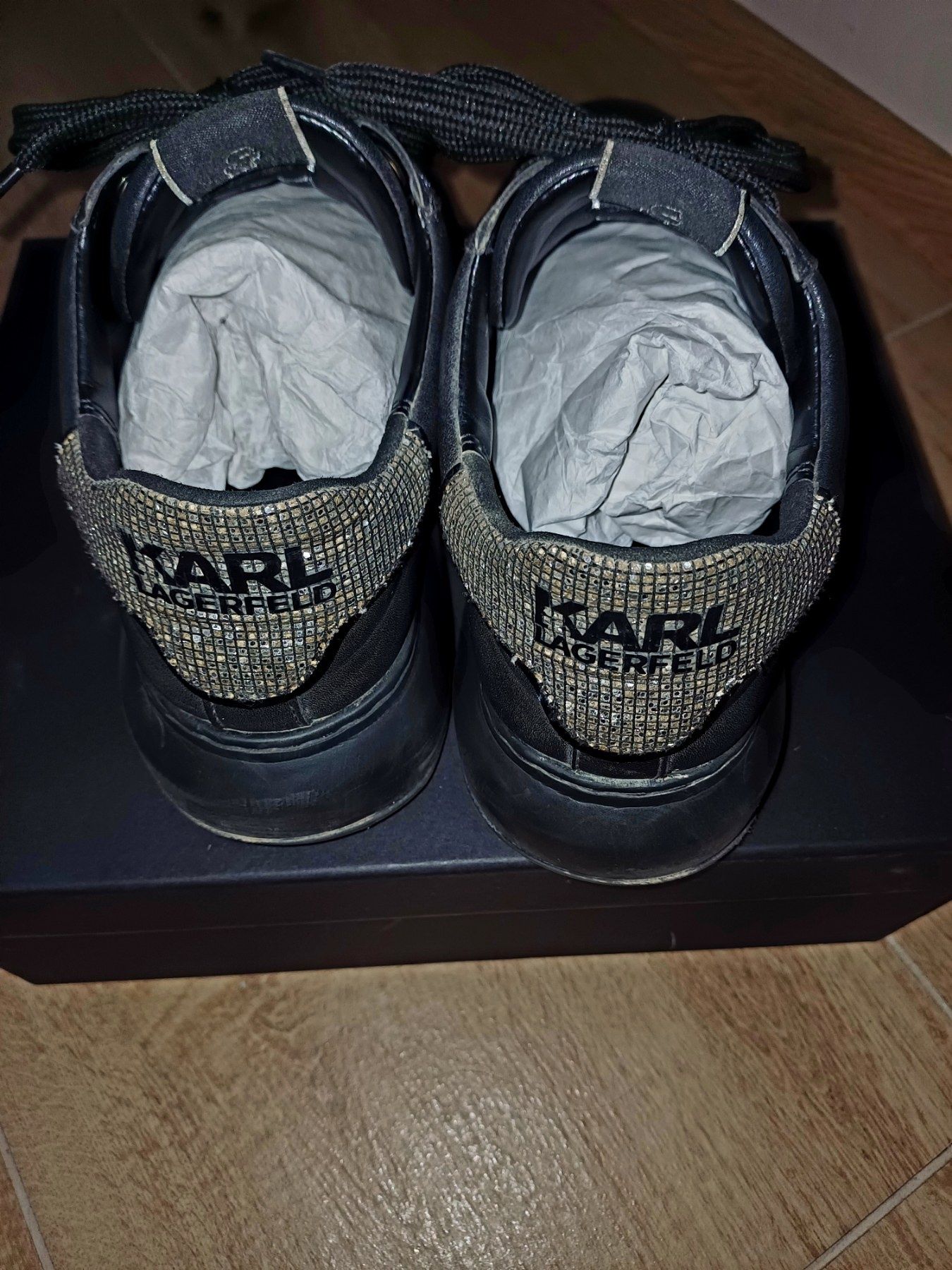 Karl Lagerfeld black