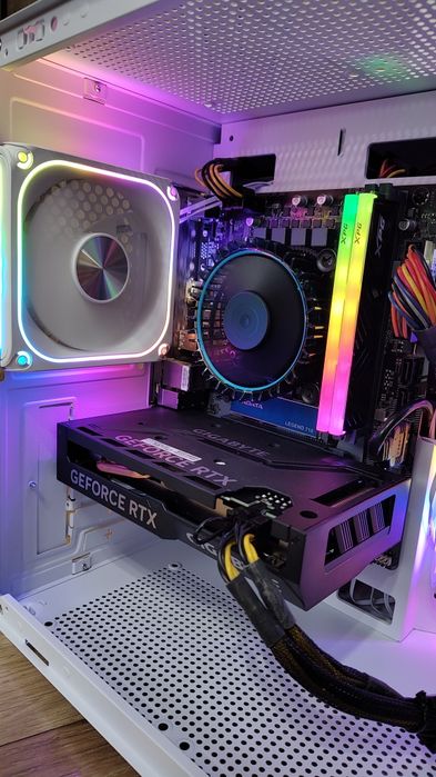 Pc gaming nou Rtx 4060/Core i5 14400F/16gb ram Gta V Fortnite Cs