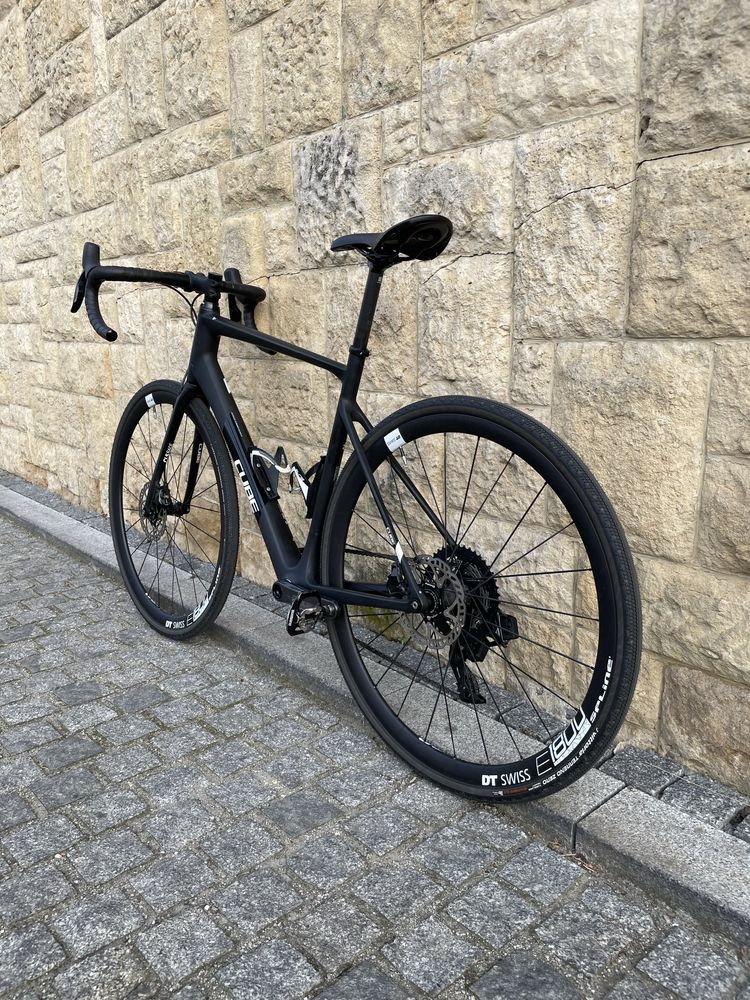 Bicicleta cursiera Cube carbon axs (specialized, trek, merida, focus)