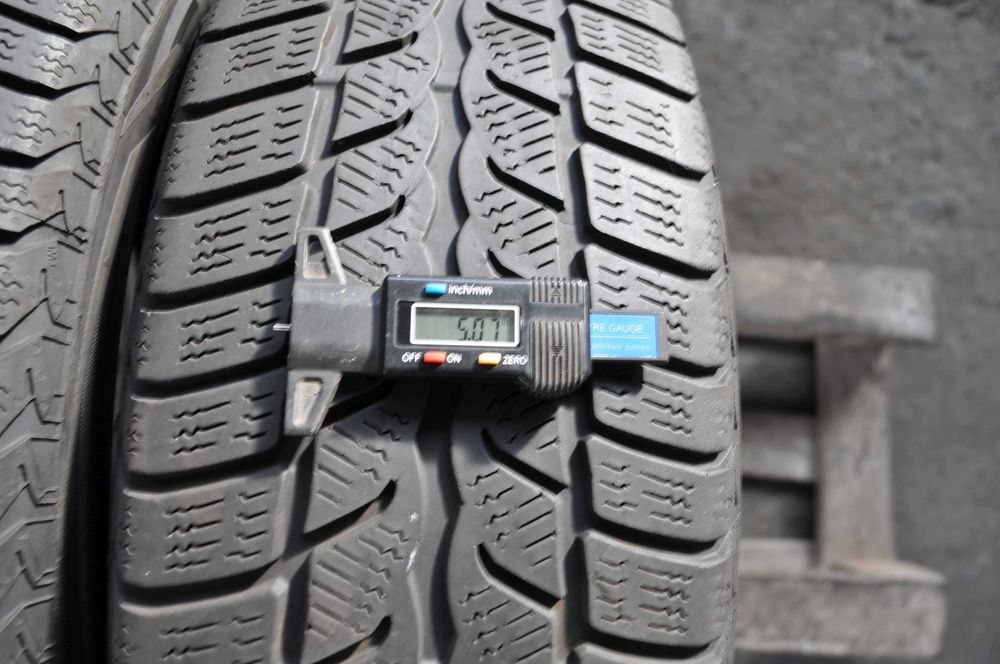 SET 2 Anvelope Iarna 215/60 R16 UNIROYAL MS Plus 66 99H