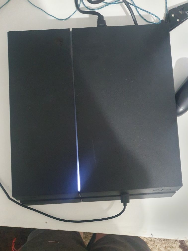 PlayStation 4 cu 8 jocuri