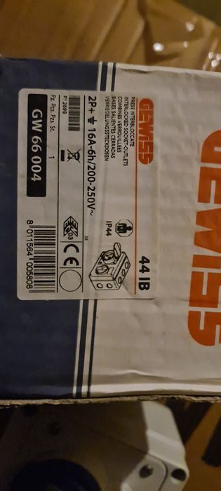 Priza aplicata 110V,  16Amp, Gewiss