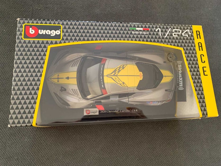 Нов Модел Количка Bburago - 1:24 - 2020 Chevrolet Corvette C8R