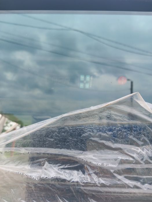 Vând vitrina frigorifica verticala