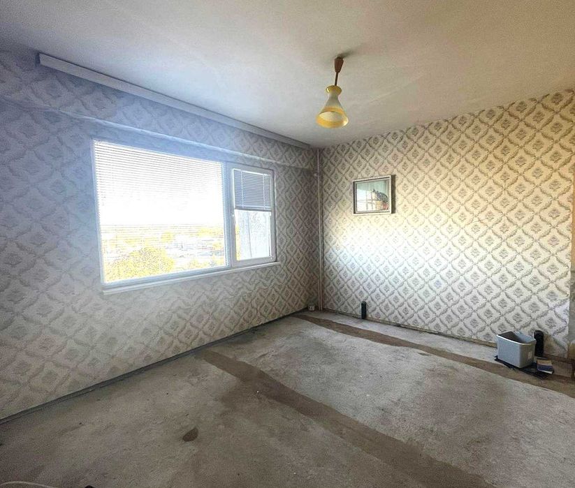 Продава се Двустаен апартамент в Русе, Здравец Изток - 62 кв.м за 805 €/кв.м - Снимка #2