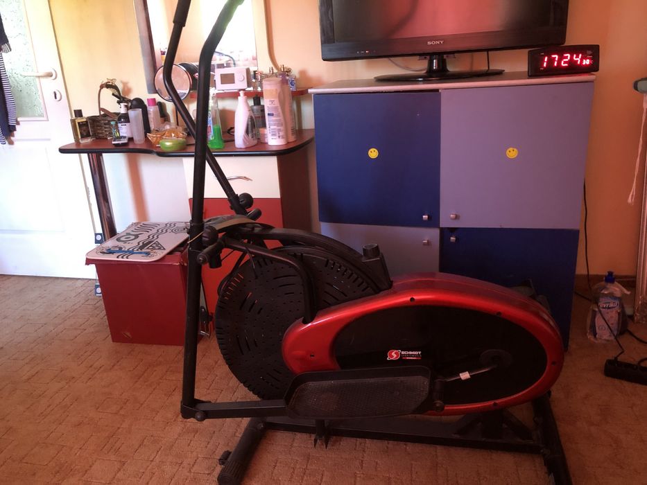Bicicleta sport epileptica profesionala de sport in camera