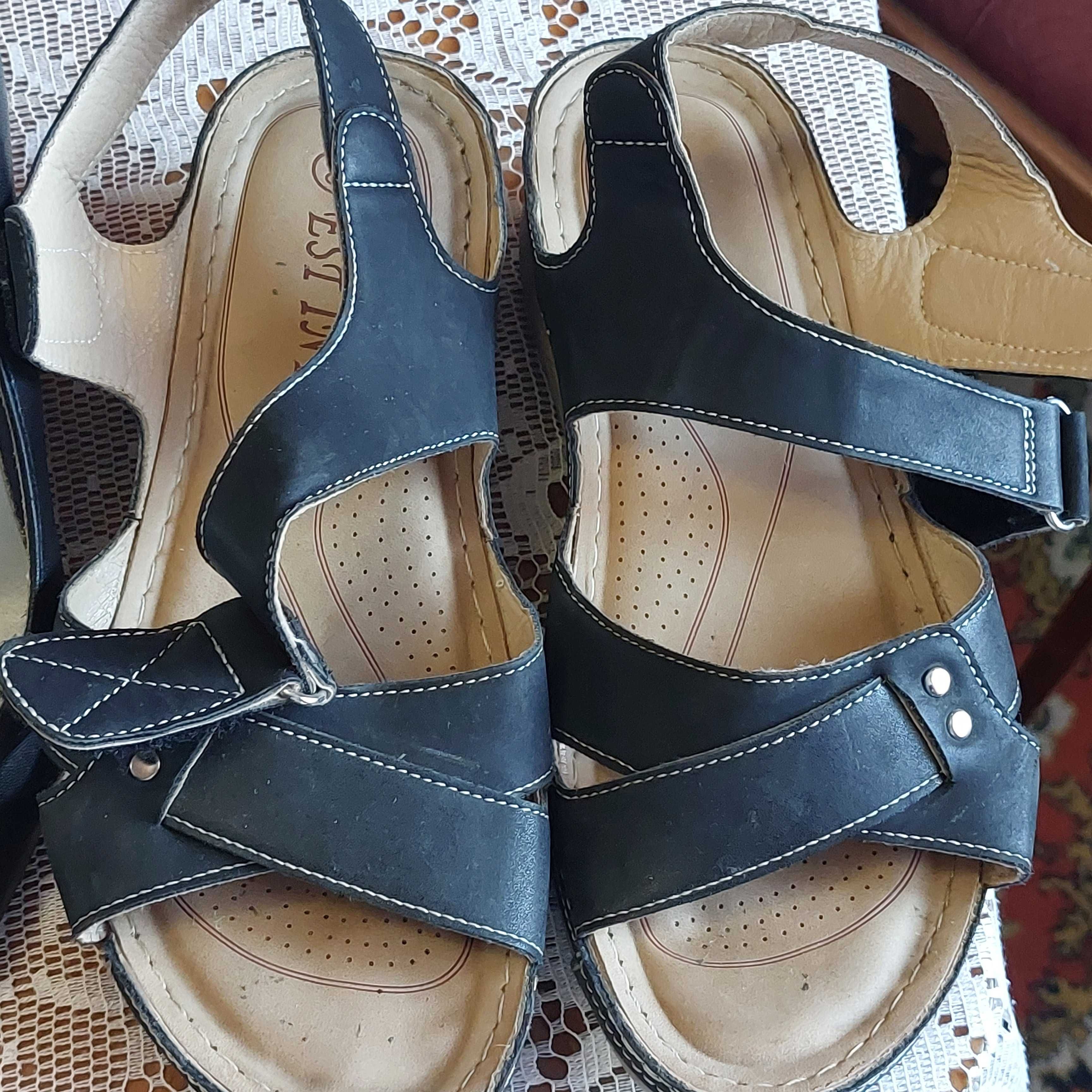 Pantofi si sandale