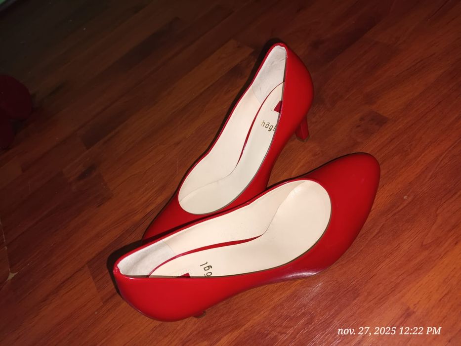 Vand tocuri pe diferite culori