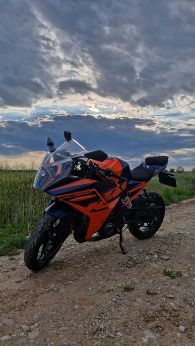 KTM RC 390- 2022 A2