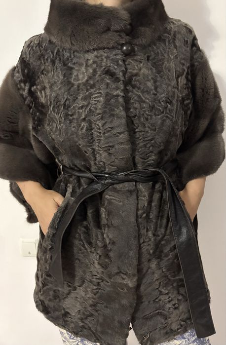Шуба каракульча с норкой
