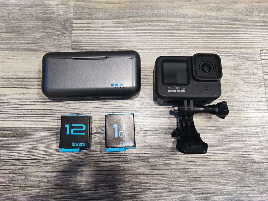 GoPro 9 Black с 2 батерии и зарядно