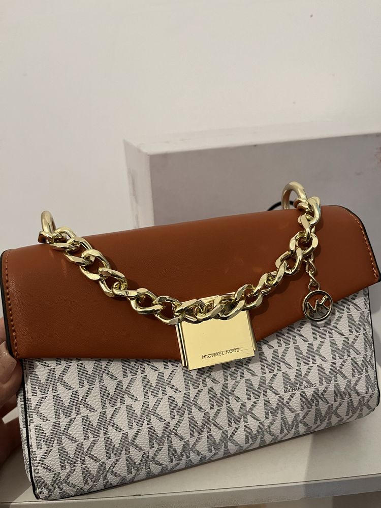 Michael kors сумкааа
