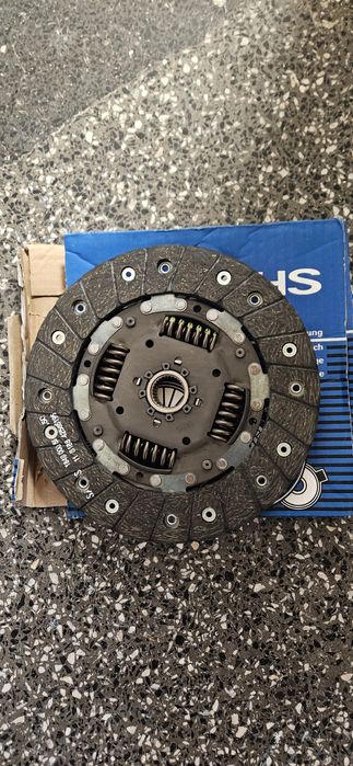 Диск на съединител 1.9 SDI