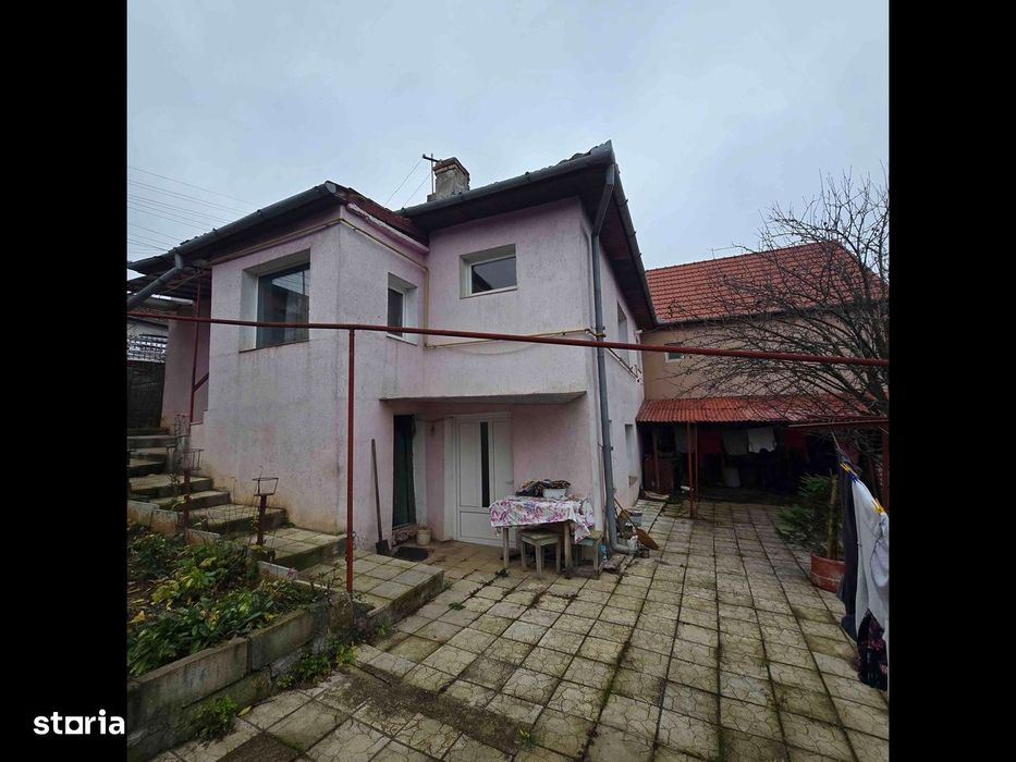 Urgent casă Hunedoara.