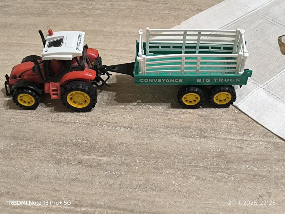 Vând două tractoare