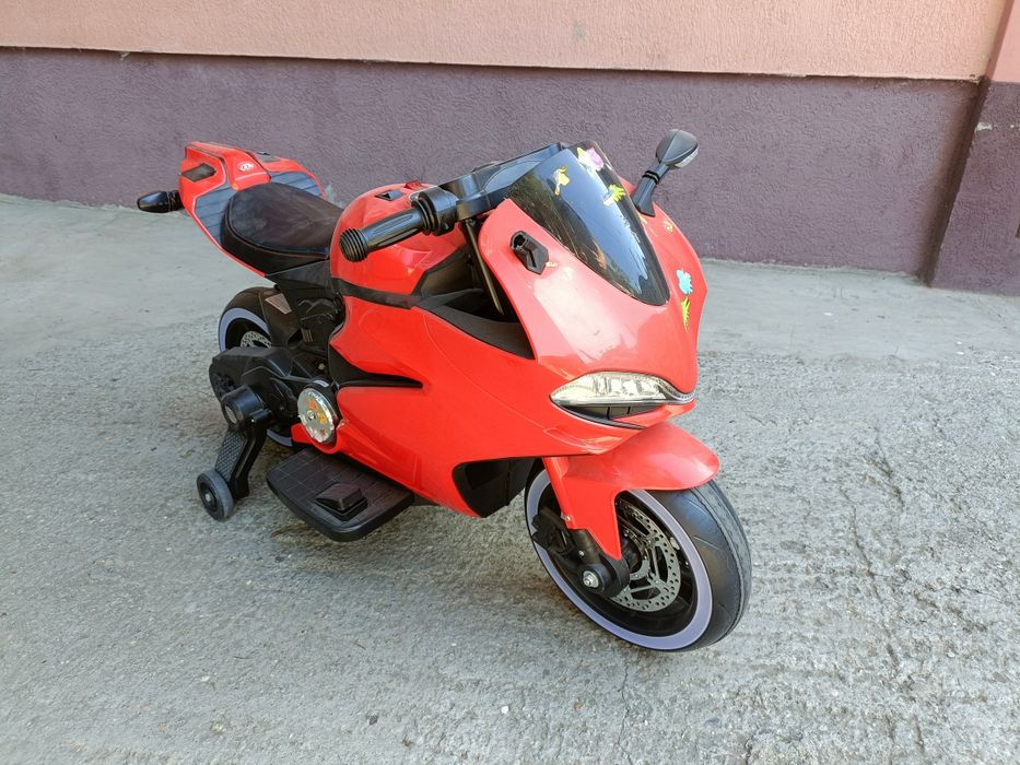 Vând motocicletă copii