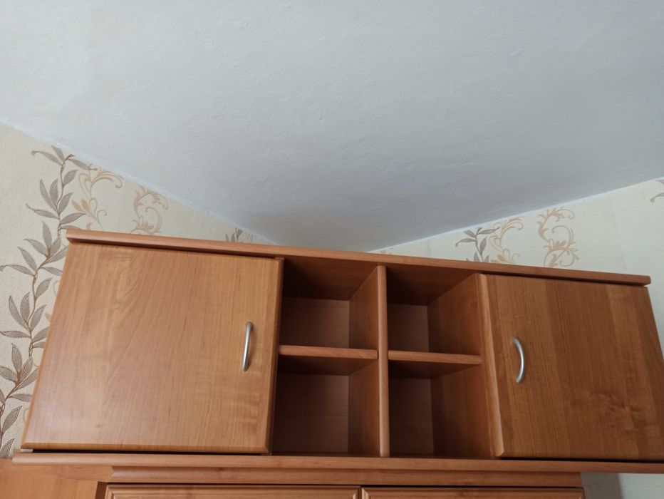 Продам полку  б/у