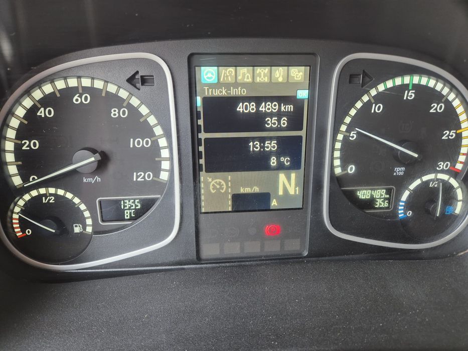 Camion Mercedes Atego 1330
