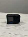 GoPro Hero 10 Black + 4 батерии + зарядно+ аксесоари