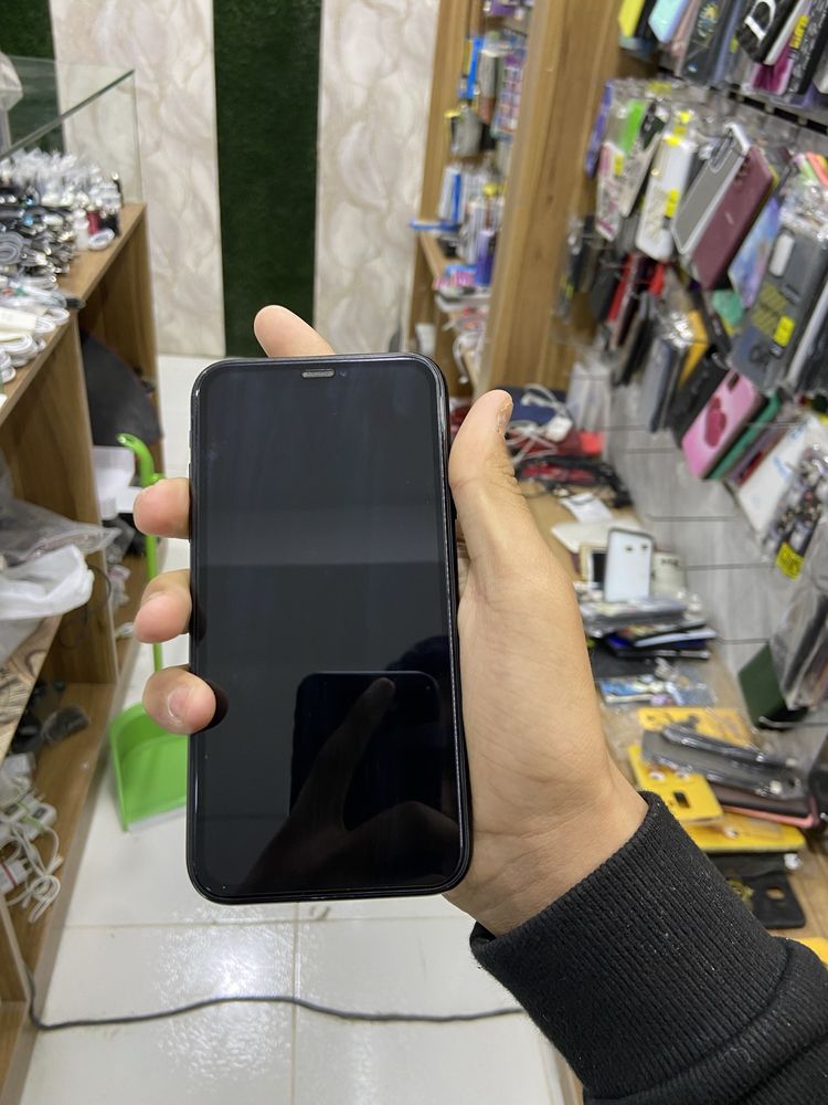 iPhone Xr sotiladi